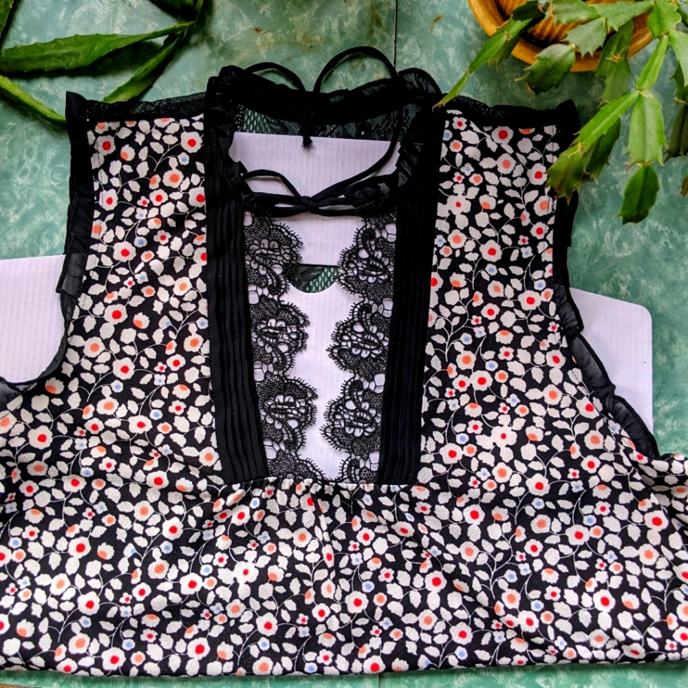Large Express Black Lace & Floral Top with Bow